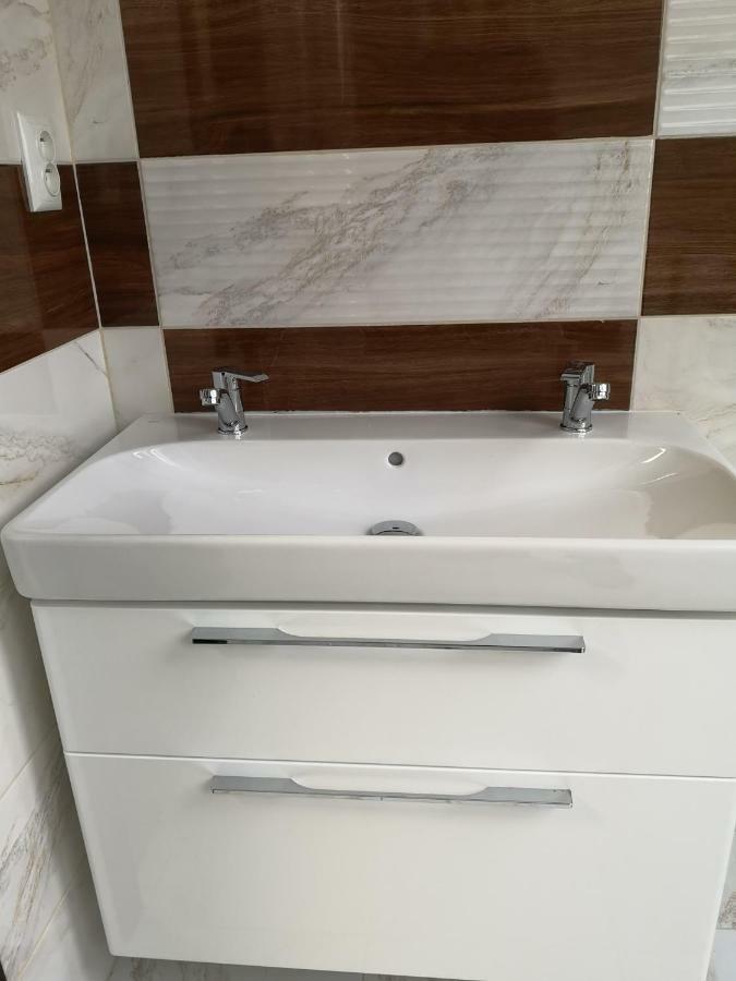 Centrum Apartman Leyla Бардеёв Экстерьер фото